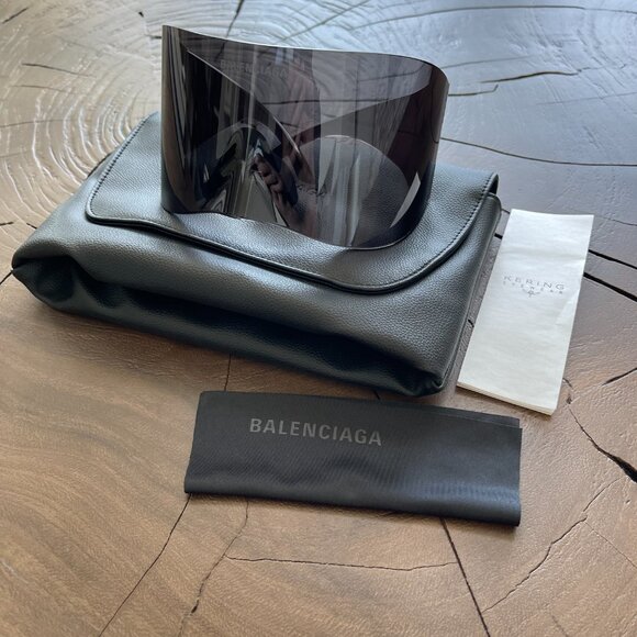 Balenciaga - Runway Black Shield Mask Oversized XL Sunglasses BB0288S - Picture 4 of 15
